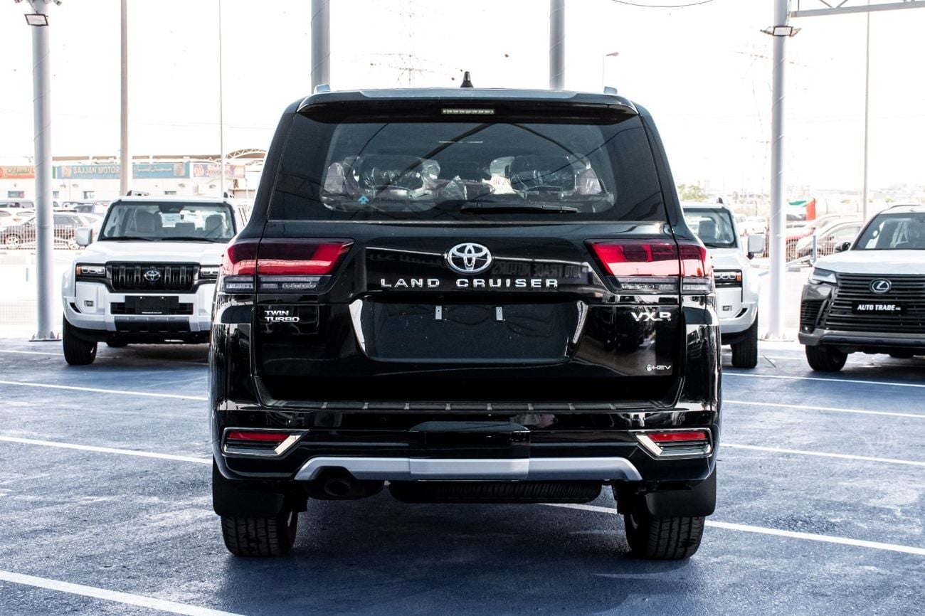 Toyota Land Cruiser VXR HYBRID FULL OPTION 2026