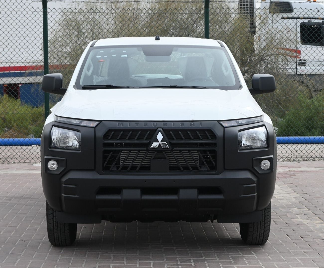 ميتسوبيشي L200 GL
