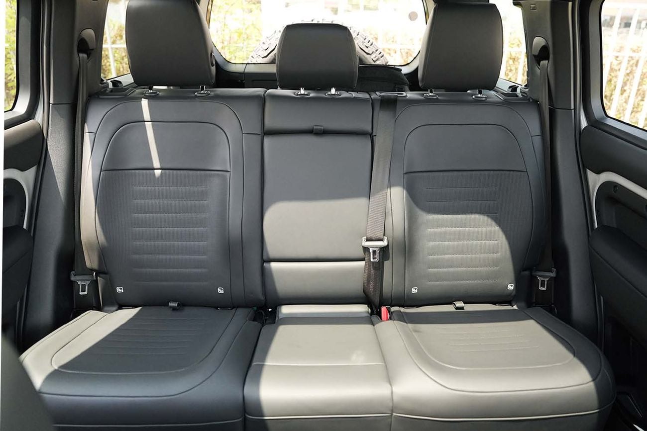 Land Rover Defender 110 OCTA P635