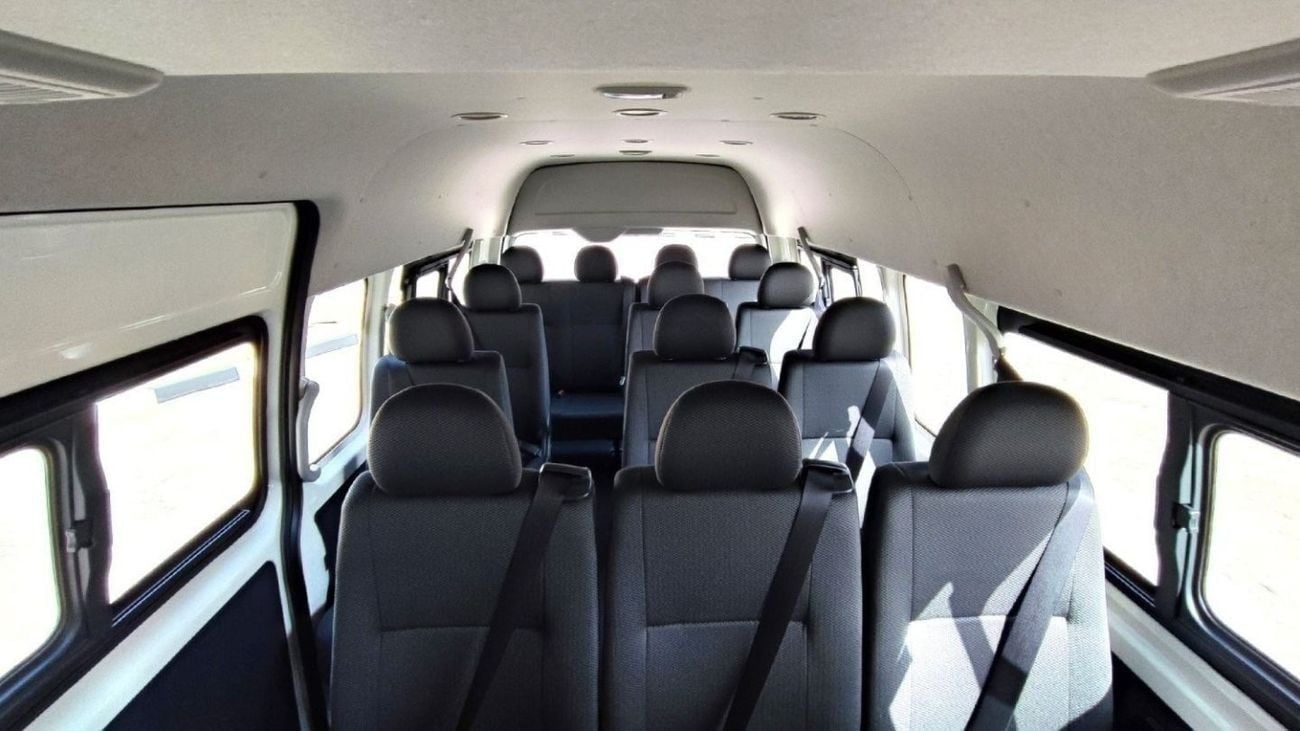 Toyota Hiace DLS - STANDARD ROOF TOYOTA HIACE 2.5L TURBO DIESEL 15 SEATER H.ROOF MT 2026