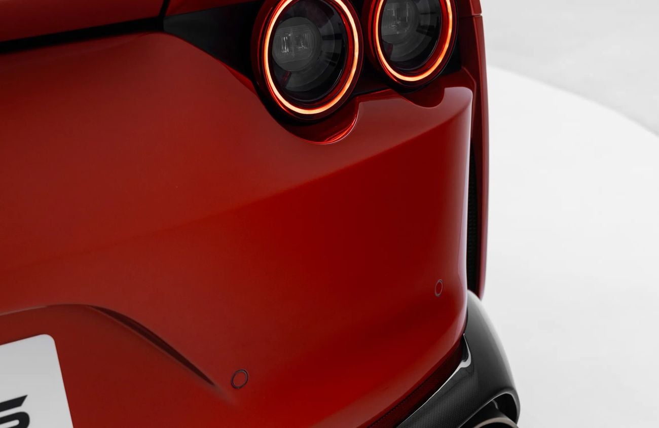 فيراري 812 GTS 6.5L V-12 Engine