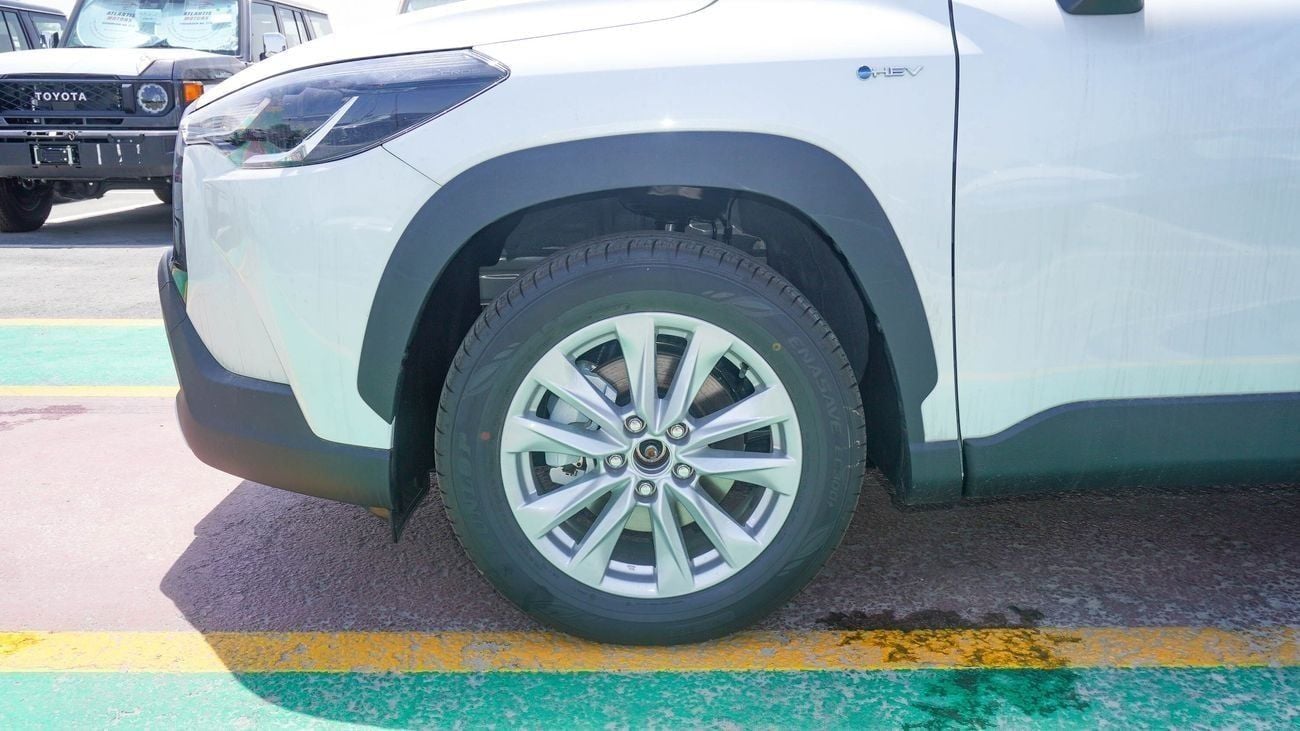Toyota Corolla Cross LE HEV HEV