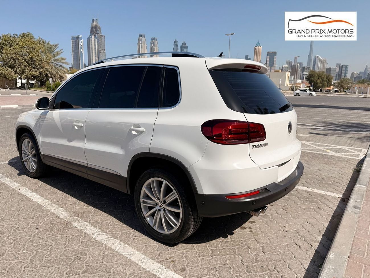 فولكس واجن تيجوان SE 2.0L