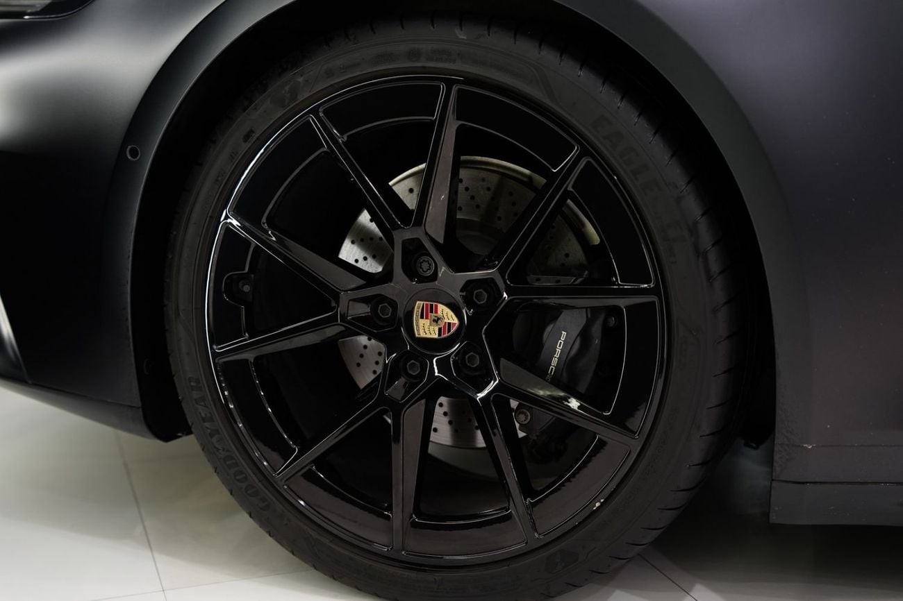 Porsche 911 CARRERA 2025 Porsche 911 Carrera, 992.2 Facelift, Panoramic Roof, 360° Camera, Al Nabooda Warranty!!