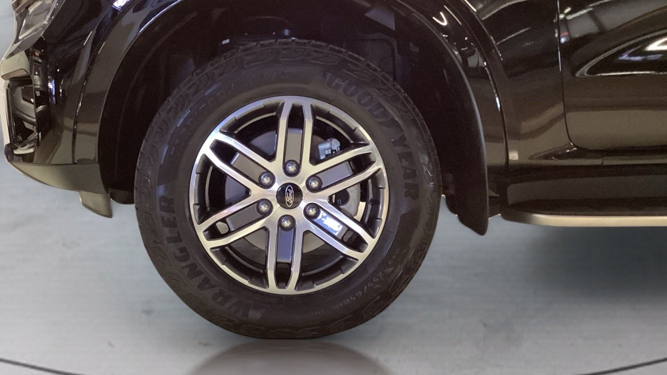 Ford Everest XLT | Guaranteed Warranty | 0 Down Payment