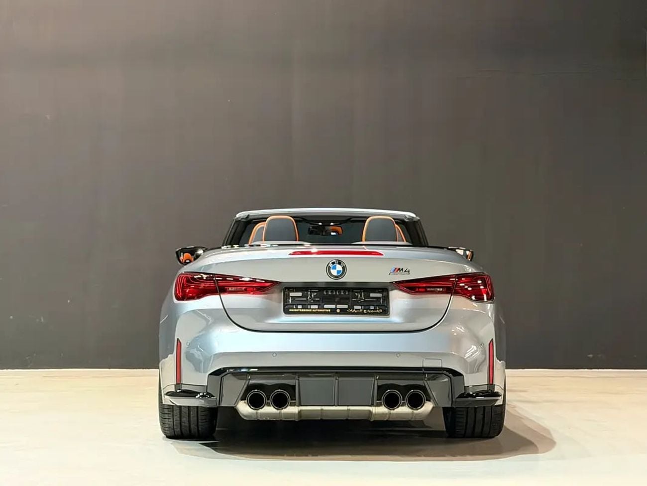 بي أم دبليو M4 COMPETITION M XDRIVE COMPETITION xDRIVE CONVERTIBLE GCC FHS 5 YEARS WARRANTY SERVICE
