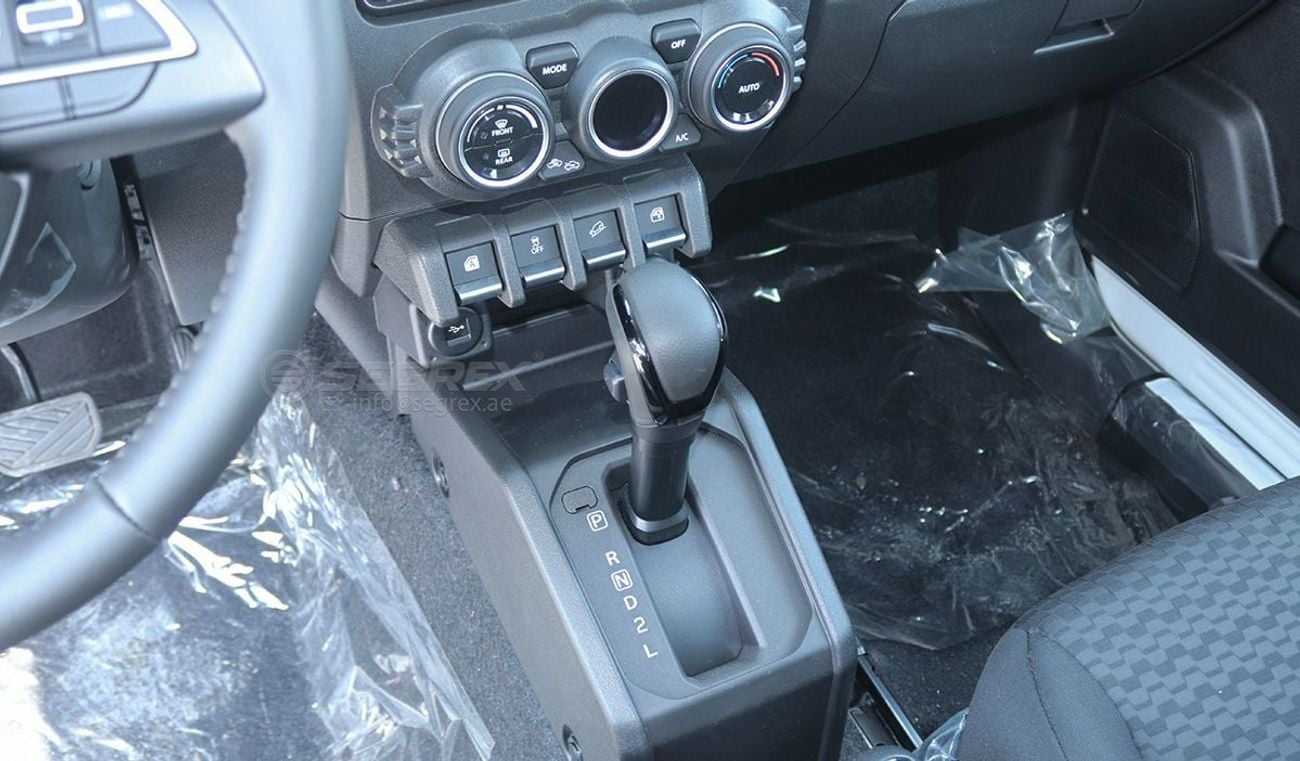 سوزوكي جيمني GLX . 1.5L . Petrol . 4WD . 4-Speed Automatic . 5 Seats . 5 Doors موديل 2026. للتصدير