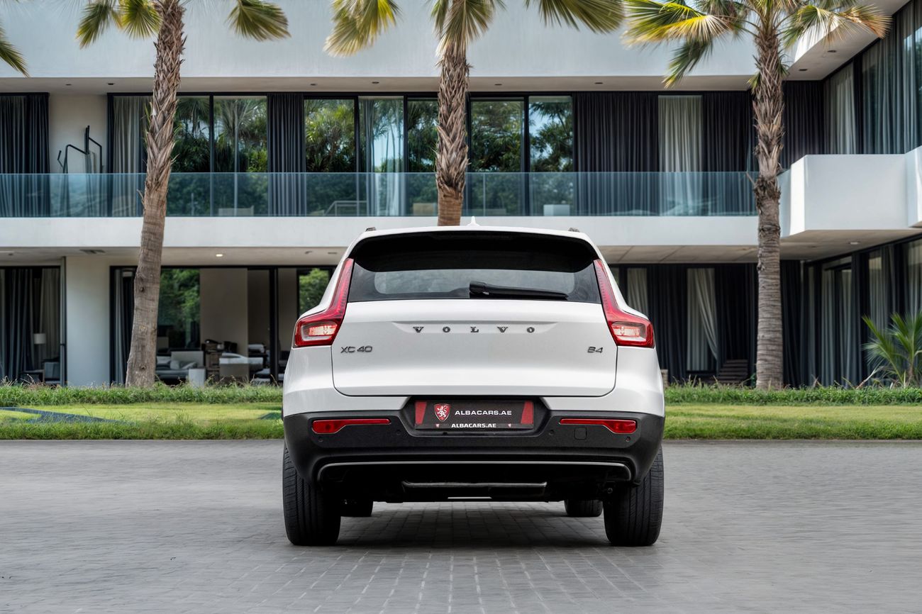 فولفو XC 40 B4 ULTIMATE DARK XC40 B4 Ultimate Dark | 1,861 P.M | 0% Downpayment | UNDER WARRANTY