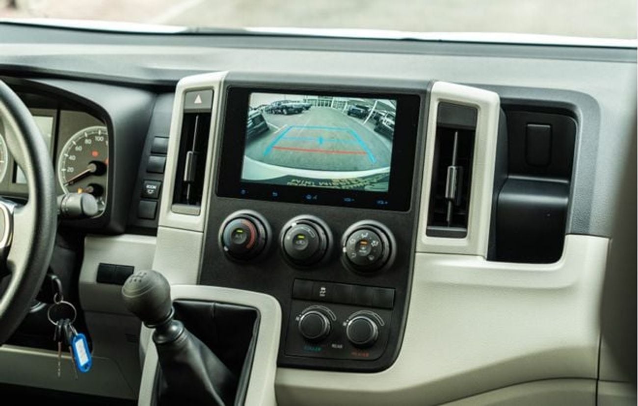 Toyota Hiace DX 2026 Toyota Hiace High Roof 3.5L V6 Petrol | 4x4 | 13 Seater | Manual 6-Speed | Brand New