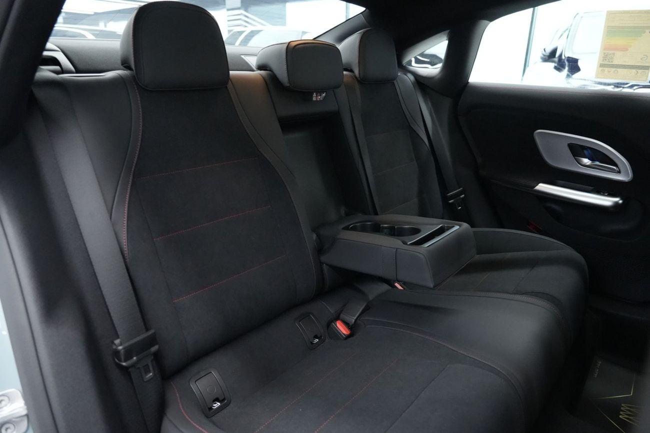 مرسيدس بنز CLA 200 AMG