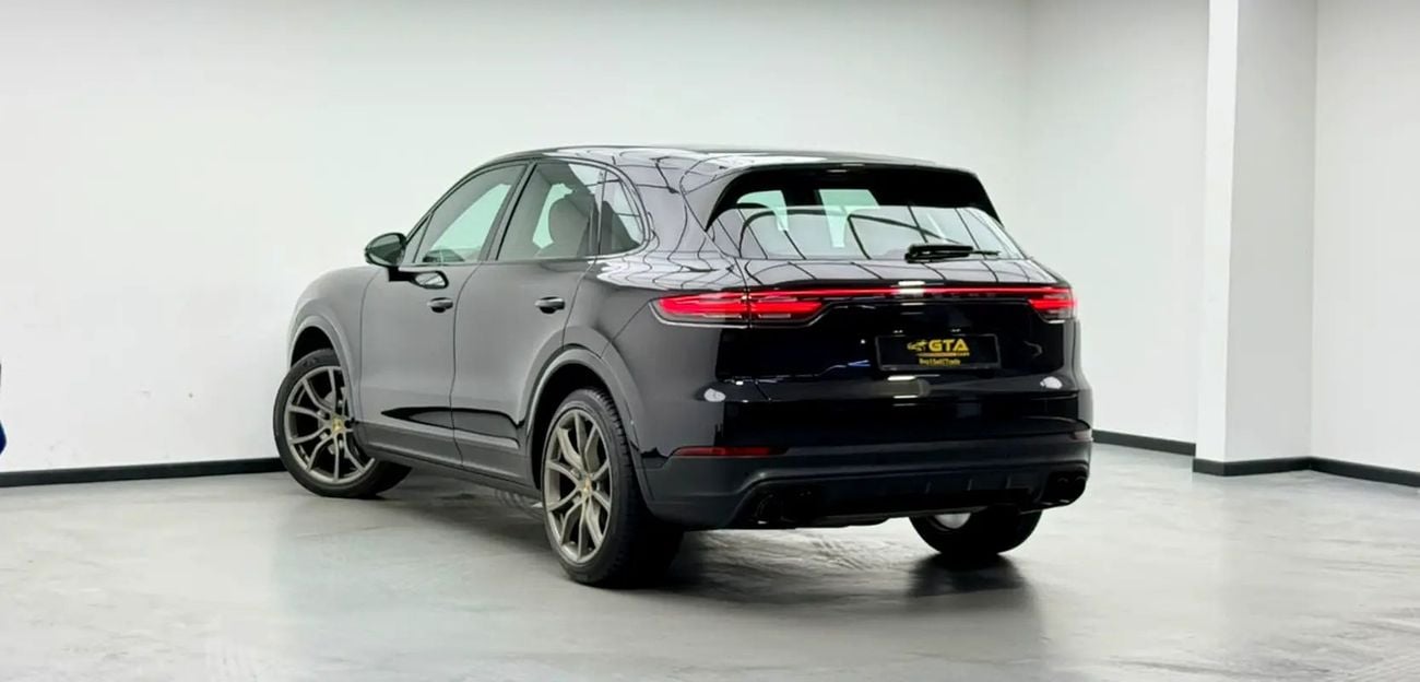 Porsche Cayenne STANDARD Warranty, Full Service History, Fully Loaded, Excellent Condition, GCC