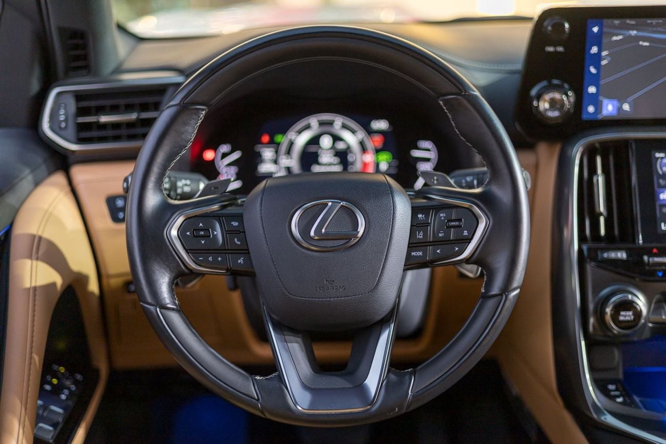 Lexus LX600 LX 600 Signature