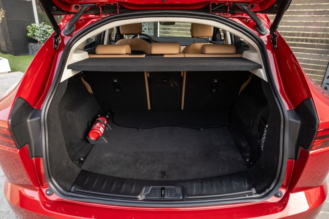 جاكوار E Pace SE Jaguar E-Pace 2021 مواصفات خليجية مقابل 1,304.00 AED شهريًا