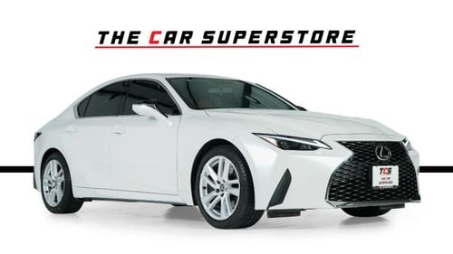 Lexus IS300 PREMIER GCC- warranty and Service package valid till November 2029