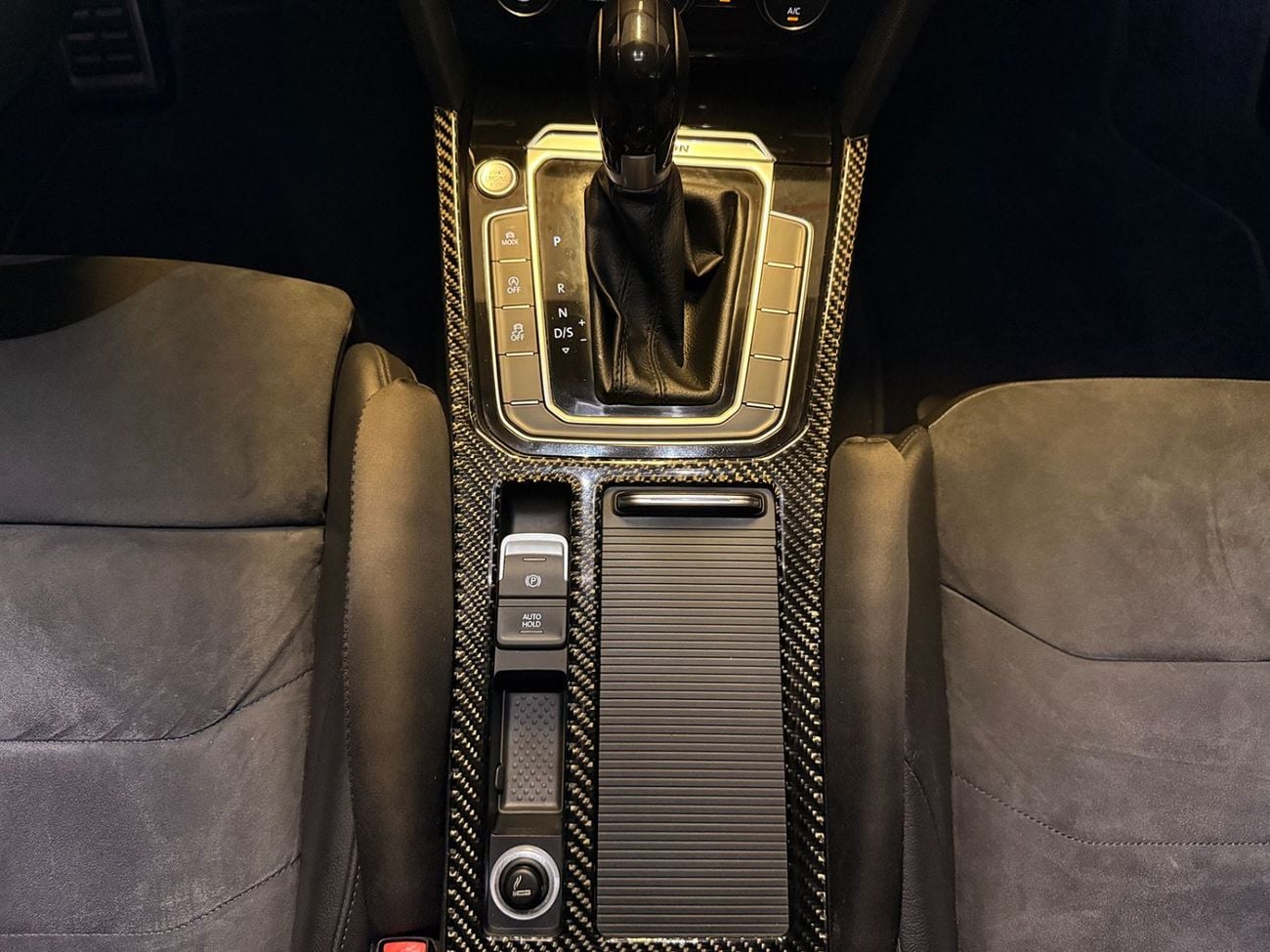 Volkswagen Arteon R LINE AUTOMATIC 2.0TSI SPORT