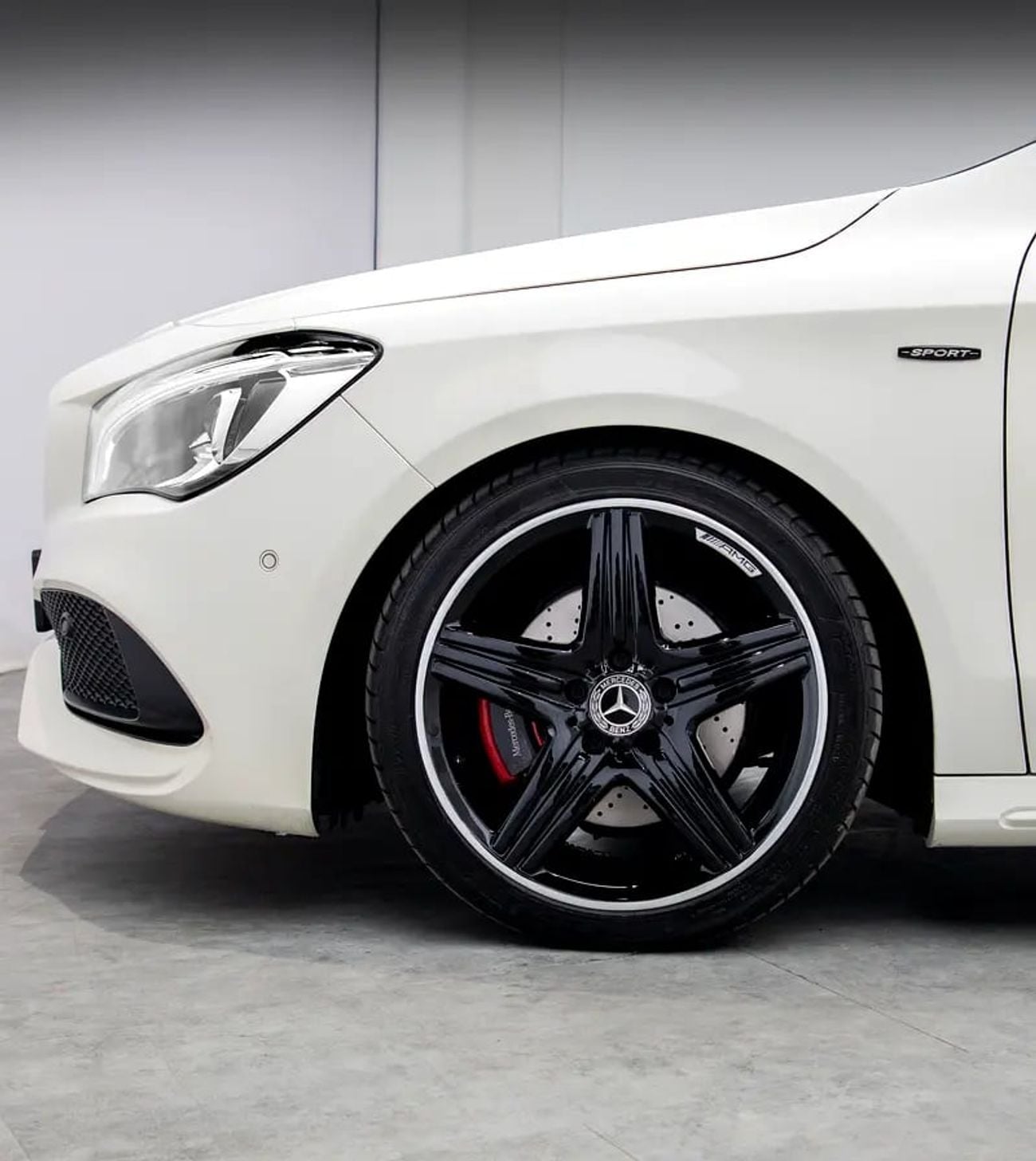 Mercedes Benz CLA250 0% DP Available • Full-Service History • GCC