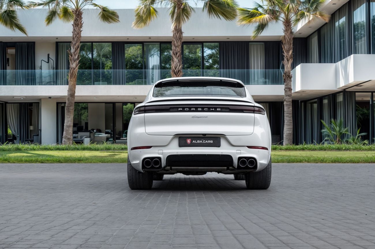 Porsche Cayenne Coupe | 7,050 P.M | 0% Downpayment | Fantastic Condition!