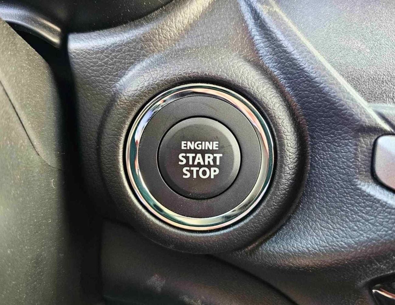 سوزوكي سويفت GLX SUZUKI SWIFT GLX HYBRID || RADAR | PETROL AT 1.2L V4 (CODE # SWGLXFOH) GRAY 2026