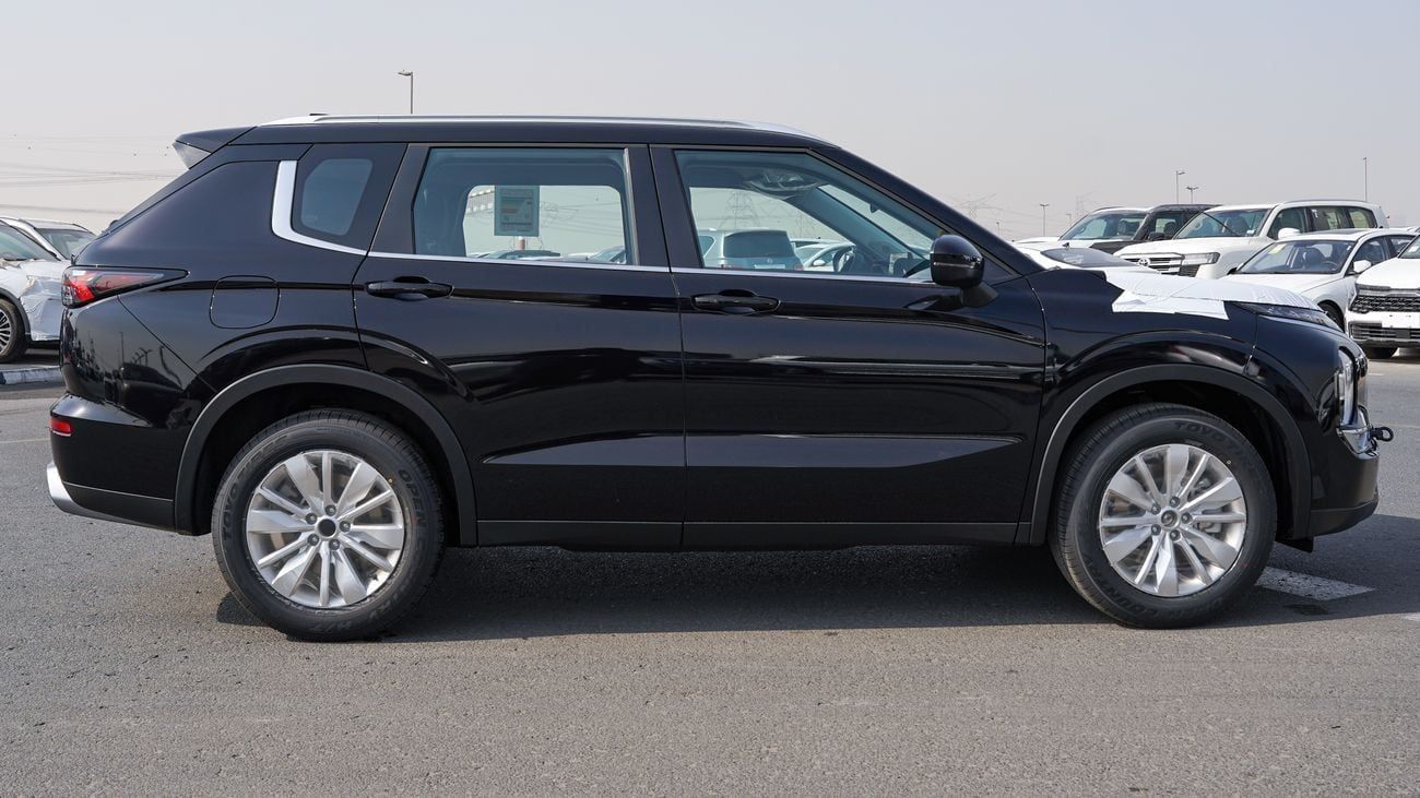 Mitsubishi Outlander GLX MIDLINE Brand New 2026 Mitsubishi Outlander (G10) 2.5L 7-Seater SUV GCC – Export Only