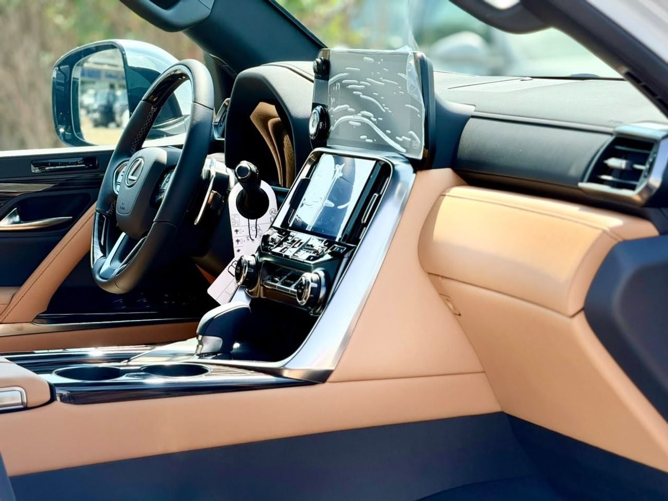 Lexus LX700h SIGNATURE HYBRID l GCC SPECS l YEAR 2026 | BRAND NEW | FULL OPTION