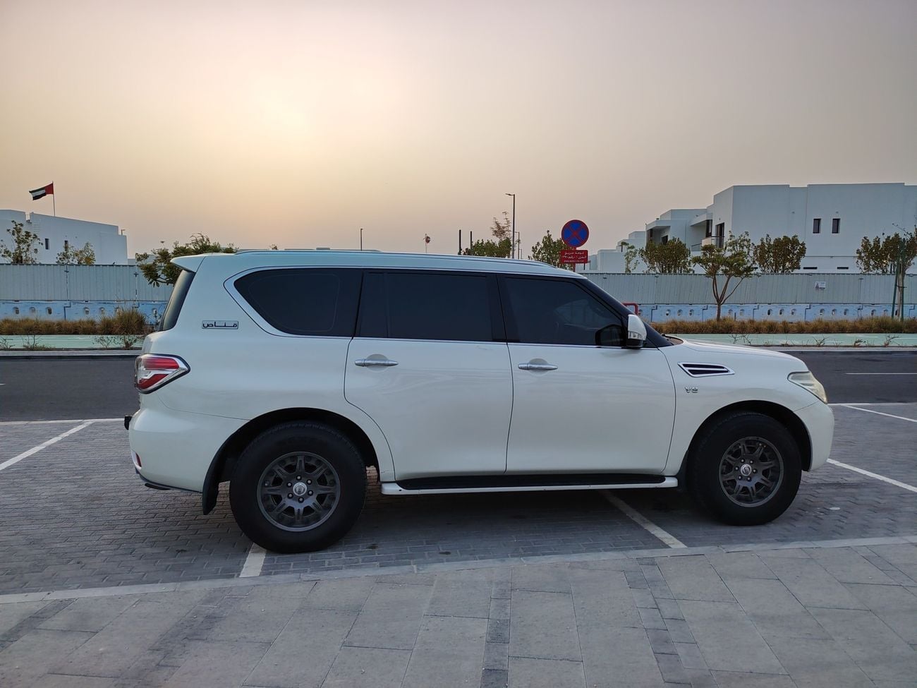 نيسان باترول LE T2