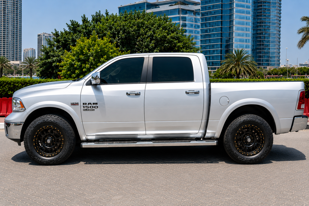 RAM Laramie
