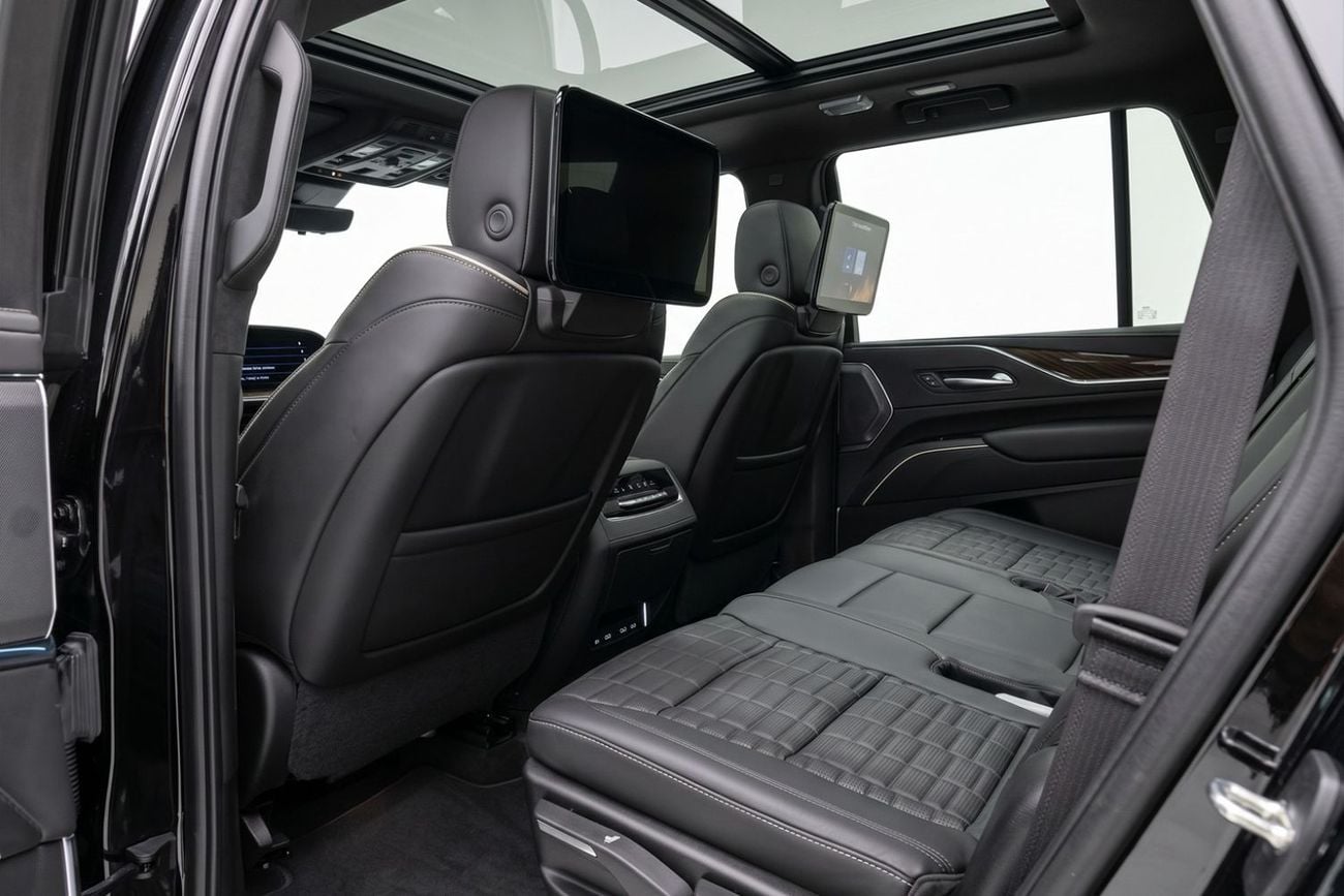 Cadillac Escalade SPORT PLATINUM 2024 | GCC Specs | AED 7,540 / Monthly