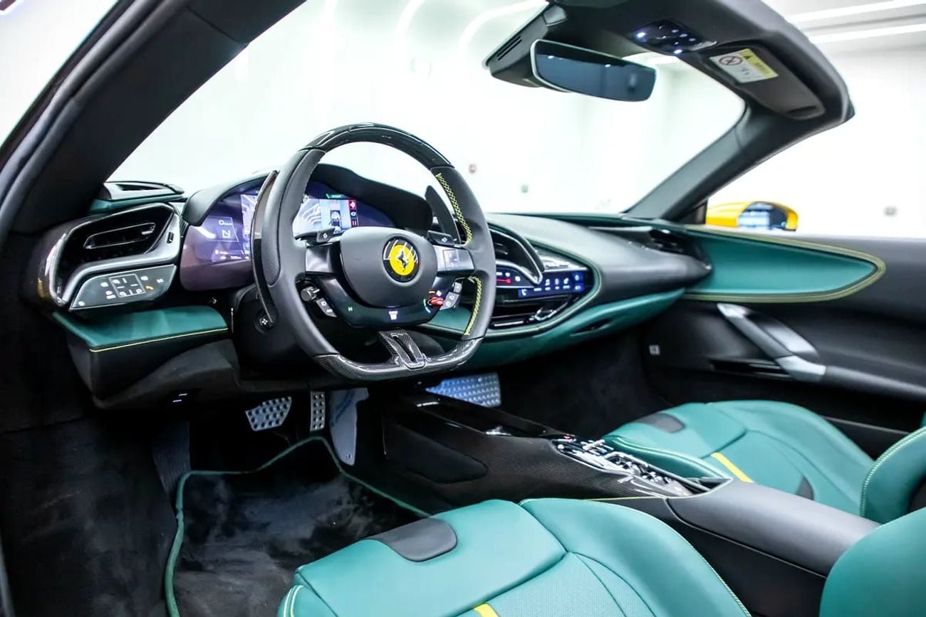 Ferrari SF90 FERRERI SF90 | SPIDER | GCC | WARRANTY | SERVICE CONTRACT | EXCELLENT CONDITION | FULL OPTION