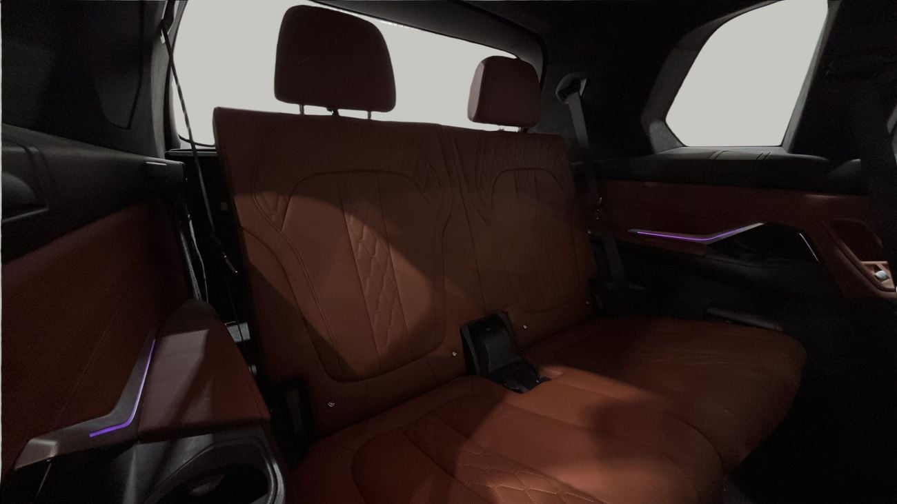 BMW X7 M50i 2022 | AED 3442/Month | 0 DP | 30 Day Return | Warranty | Service History