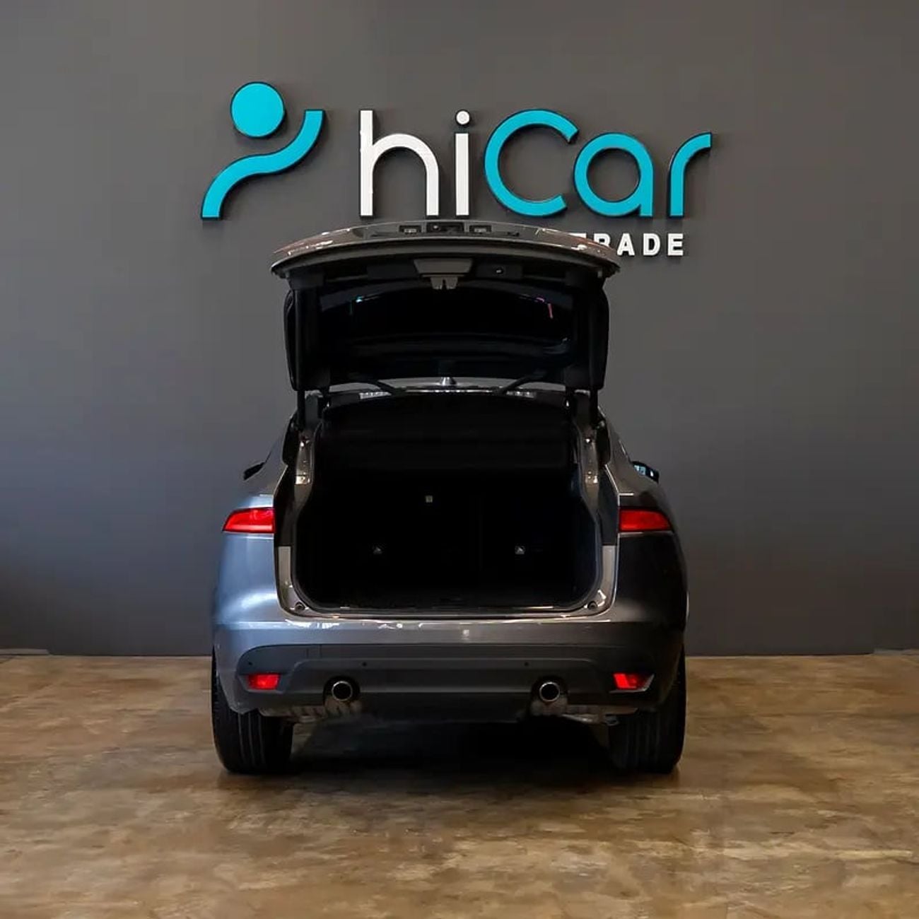 Jaguar F-PACE R-SPORT 1,436 p.m • 0% Downpayment • R-Sport • 1 Year Warranty