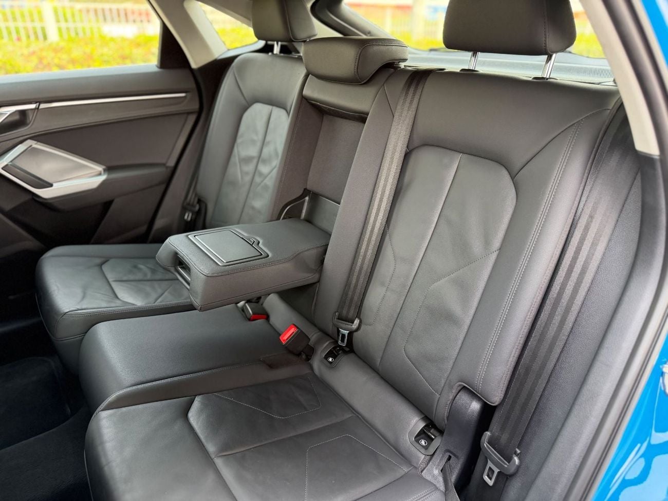 Audi Q3 40 TFSI S-LINE Audi Q3 2020 Gcc Sline perfect color