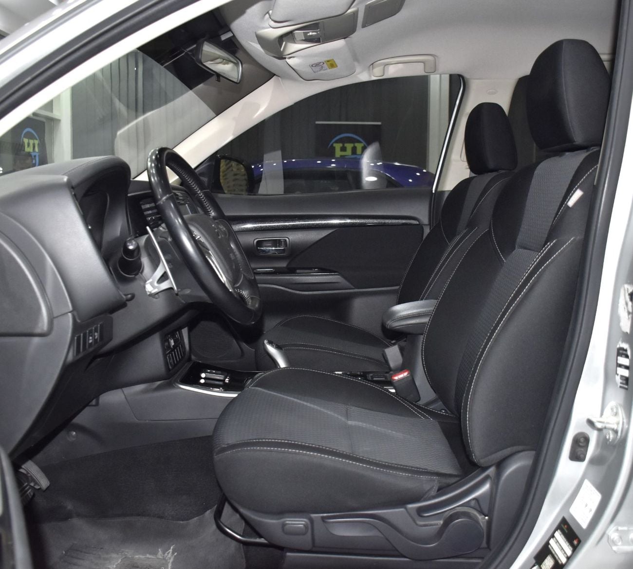 Mitsubishi Outlander GLX EXCELLENT DEAL for our Mitsubishi Outlander PHEV ( 2020 Model ) in Silver Color GCC Specs