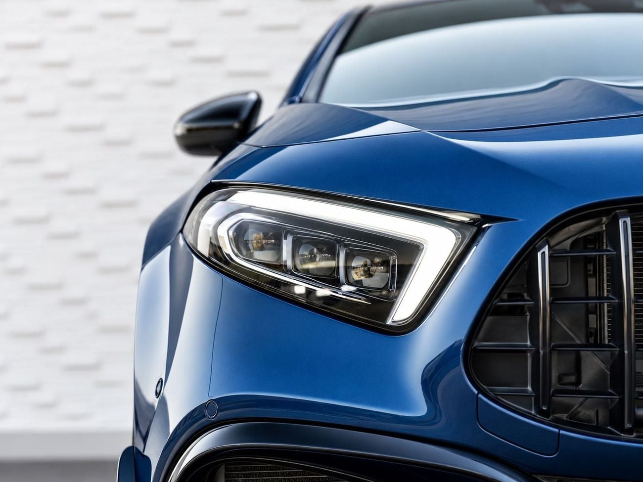 مرسيدس بنز A45 AMG- S