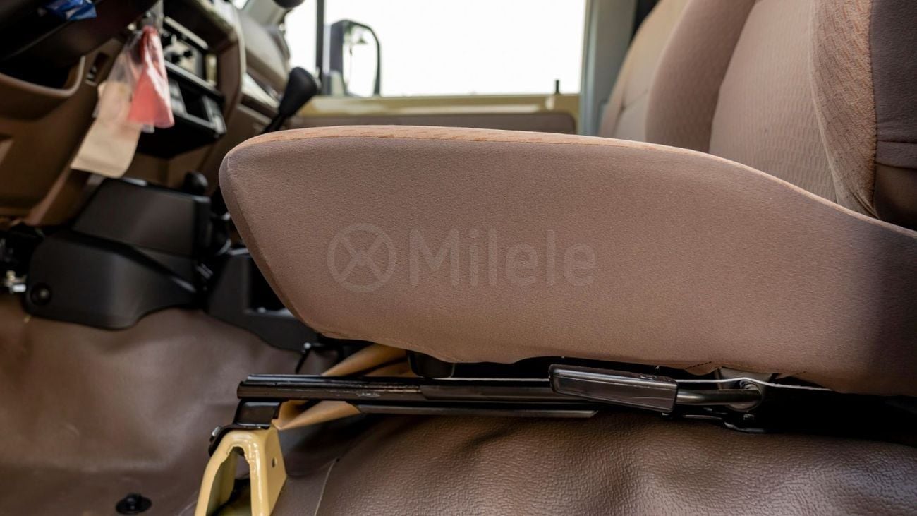 Toyota Land Cruiser Pickup 70 TOYOTA LAND CRUISER | 2-YEAR WARRANTY + SERVICE AVAILABLE | IN-HOUSE FINANCING | 0% DOWNPA