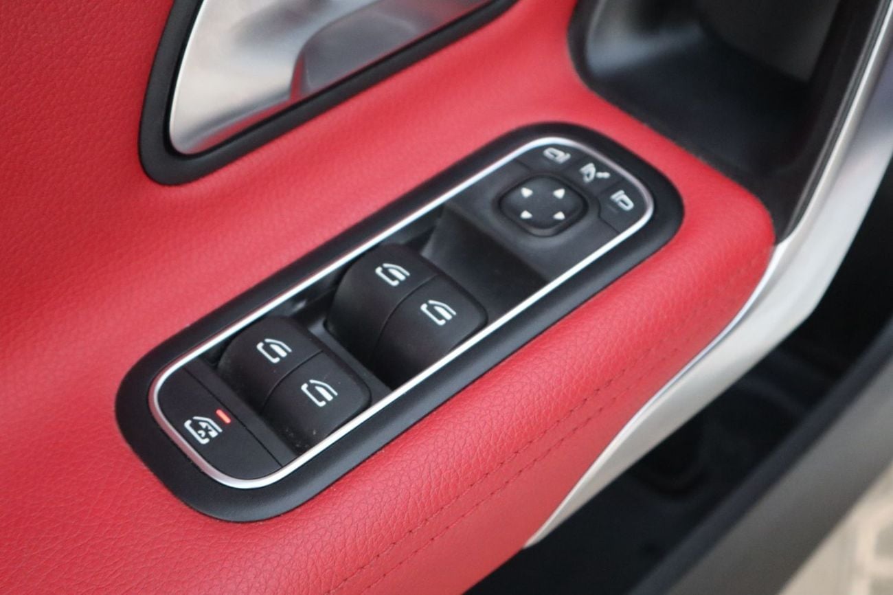 Mercedes Benz CLA250 PREMIUM