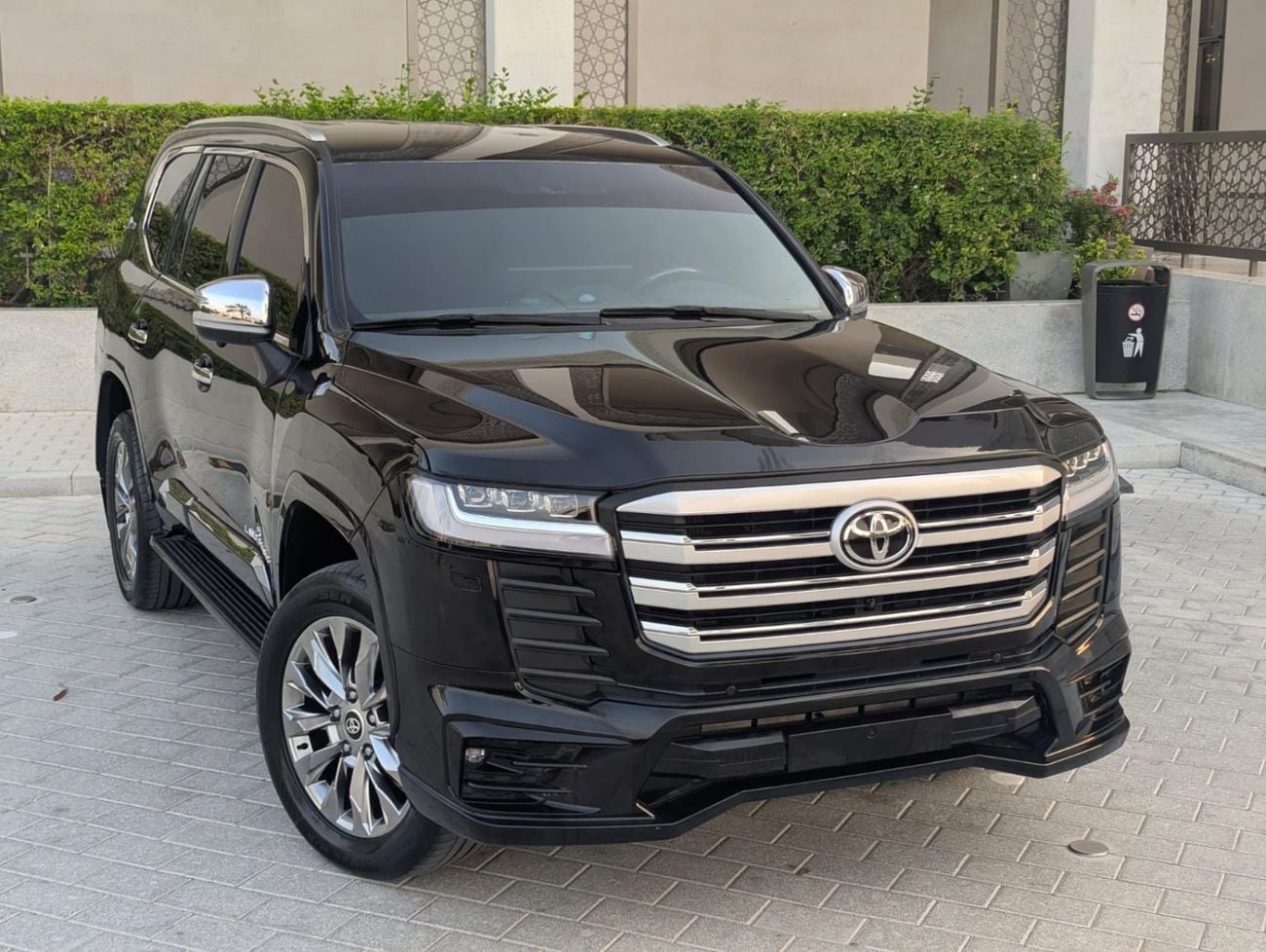 Toyota Land Cruiser GXR 2017 Toyota Land Cruiser GXR Diesel Specs Facelifted 2026 V8 4.5L Well-maintained