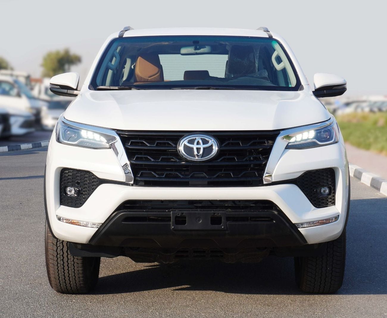 Toyota Fortuner 4x4 2.7L PETROL A/T 2026 MODEL