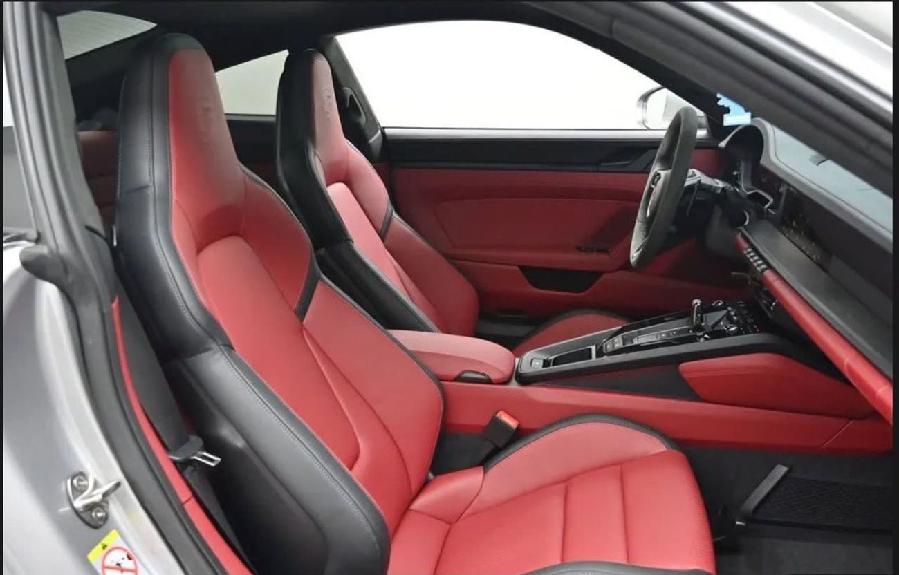 Porsche 911 CARRERA GTS Porsche 911 Carrera GTS
