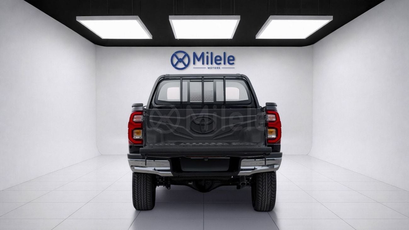 تويوتا هيلوكس 2-YEAR WARRANTY + SERVICE AVAILABLE | IN-HOUSE FINANCING | 0% DOWNPAYMENT (BANK)