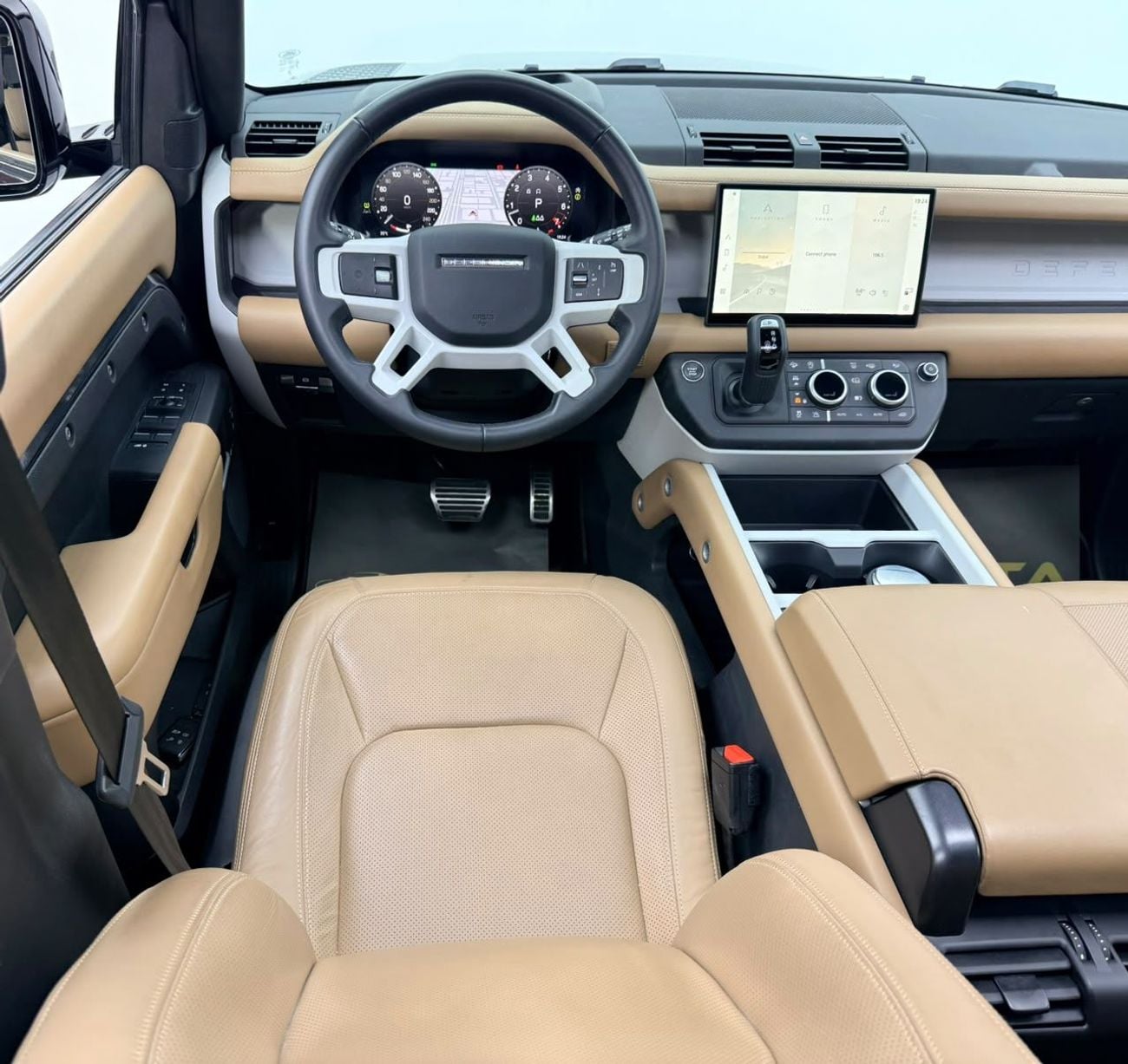 Land Rover Defender 110 X-DYNAMIC HSE P400 2025 Land Rover Defender X Dynamic 110 HSE P400, 2030 LR Warranty, Full LR Service History, GCC