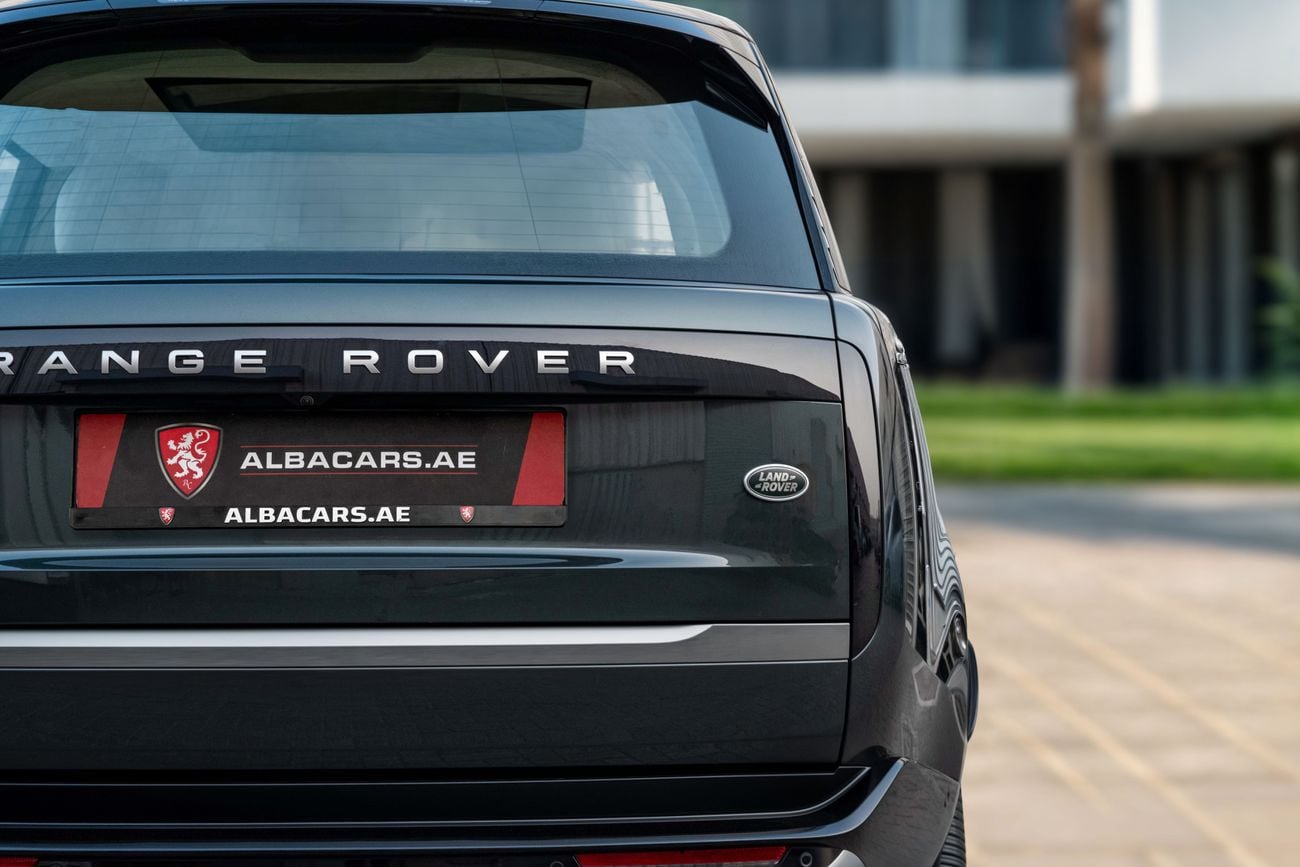 لاند روفر رينج روفر P400 SE Range Rover SE P400 | 8,617 P.M | 0% Downpayment | 2028 WARRANTY/SERVICE!
