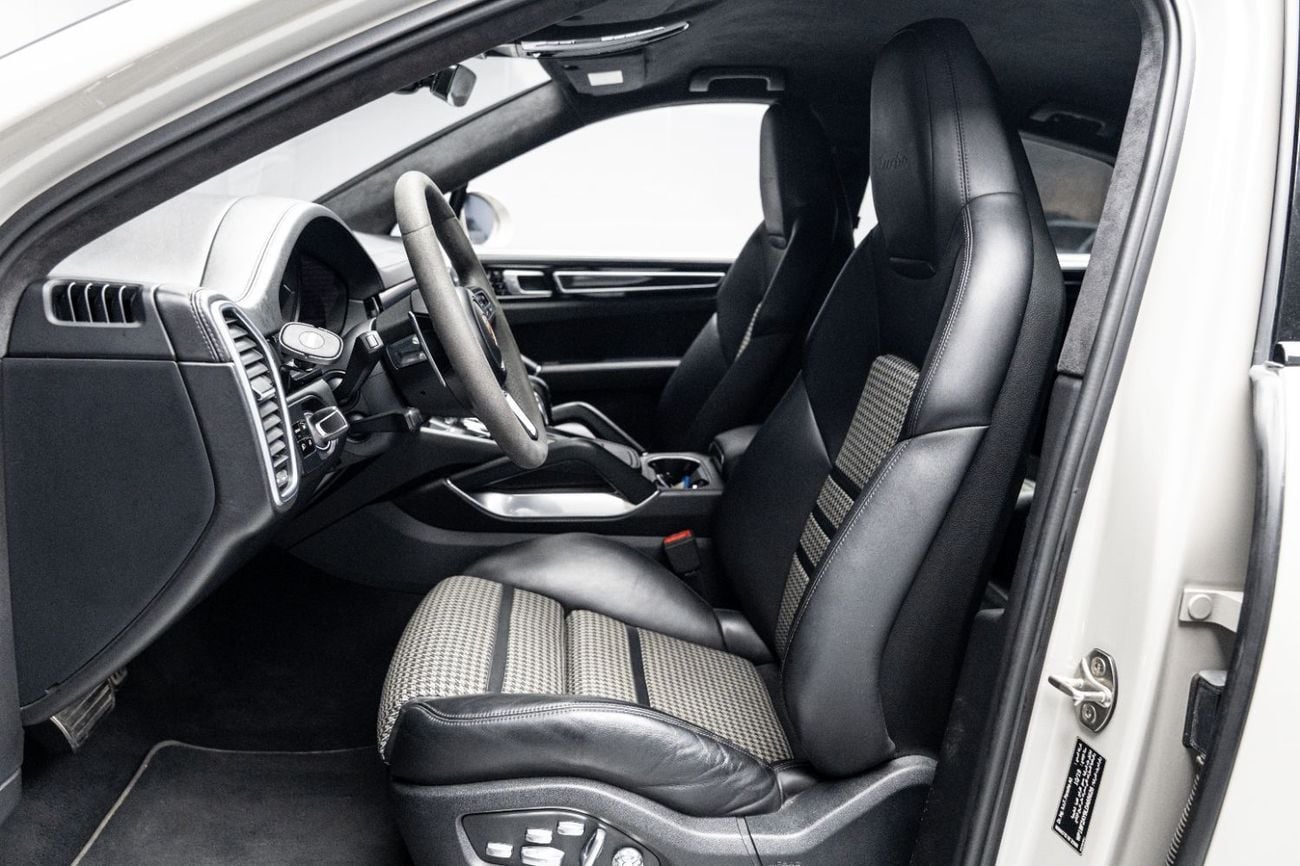 Porsche Cayenne TURBO BUY NOW, PAY 2027 | THE BLACKLINE STANDARD | December 2026 Porsche Warranty, GCC, Low KMs