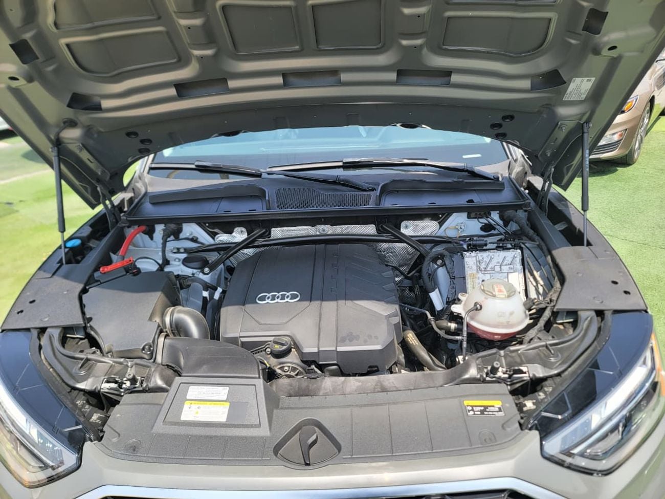 أودي Q5 45 TFSI S-LINE S Line