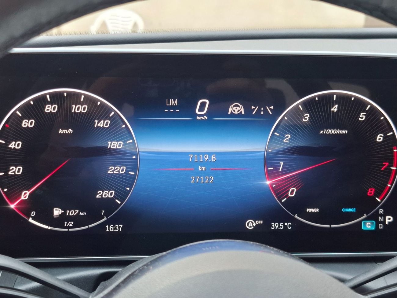 Mercedes Benz C300 STANDARD