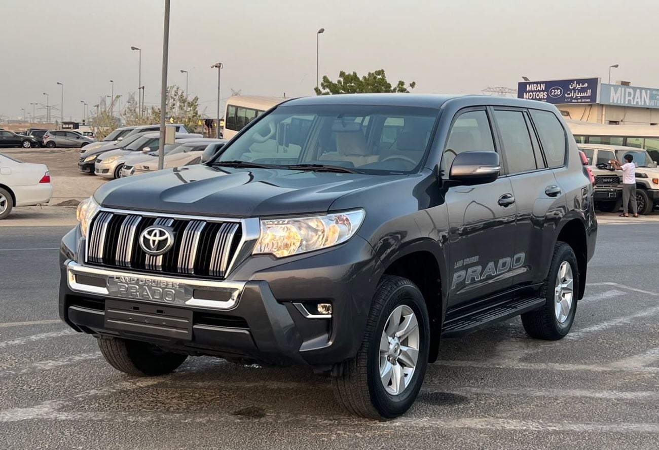 Toyota Prado 2022 Toyota Prado TX 2.7L V4- AWD 4x4 - No accident - 2 key Rear Sensor -