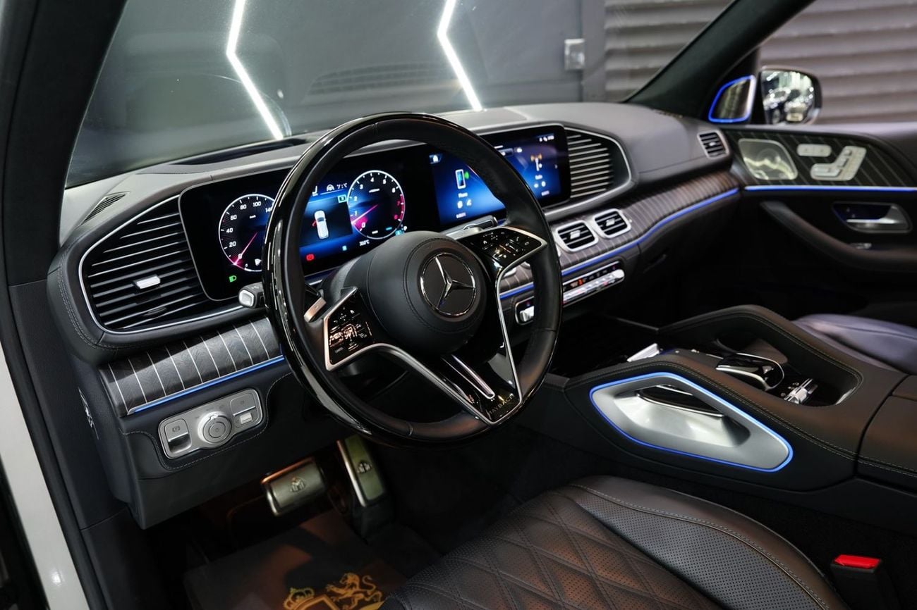 Mercedes Maybach GLS600 Maybach Night Series, Two-Tone, Executive Lounge Package, Gargash Warr + Serv!!