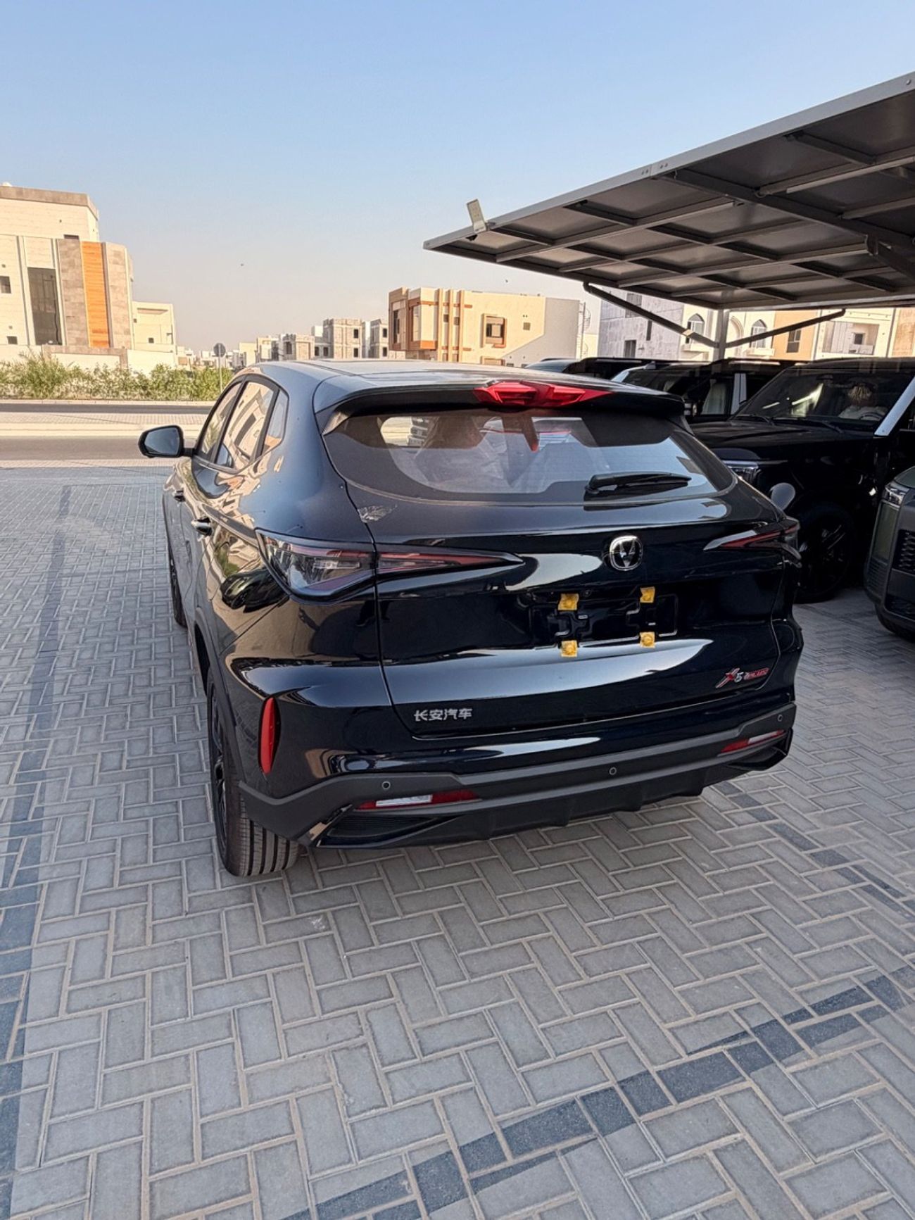 تشنجان x5 بلس بيوند برو ,android & apple car play ,electric trunk, 360 camera,