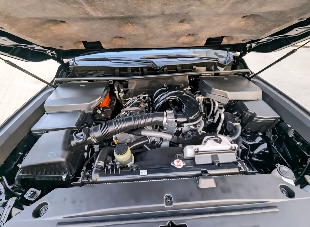 Toyota Land Cruiser GXR