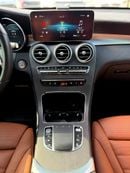 Mercedes Benz GLC 300 4MATIC Excellent condition – Well maintained Model: