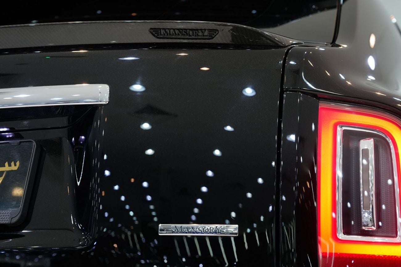 Rolls Royce Cullinan Mansory Kit 2021 Rolls-Royce Cullinan, Full Mansory Exterior Body Kit, Starlight. Rear Entertainment, GCC Specs!